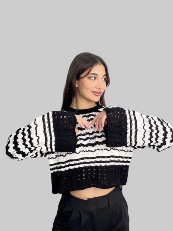 Randig öppenstickad långärmad kort tröja