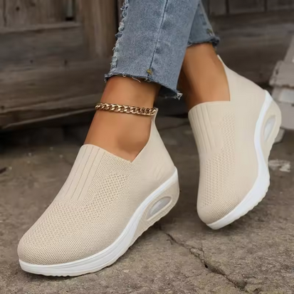 Sneaker – Ventilerad Ovandel & Fjädrande Sula Dämpar Steg